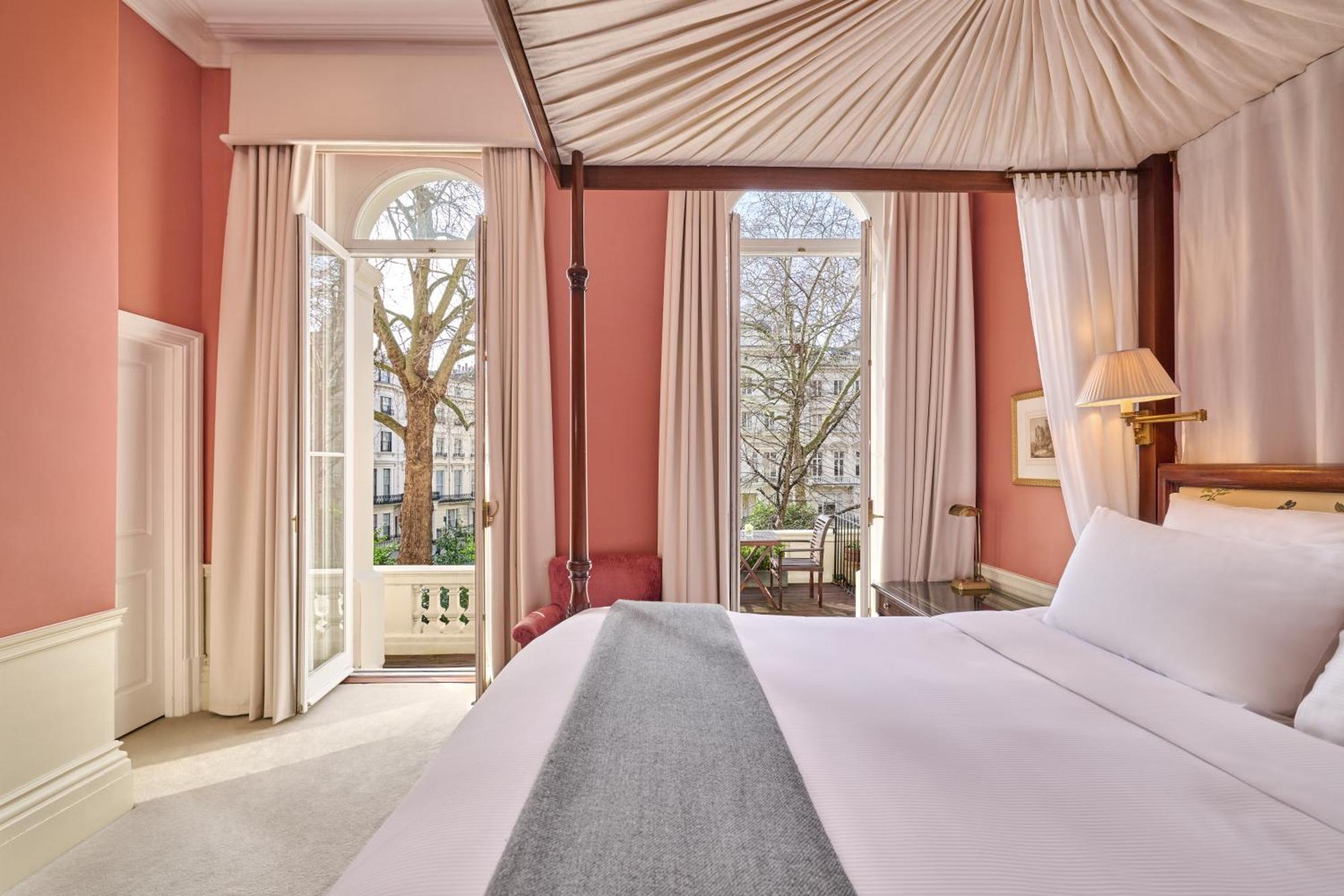 Отель Roseate House 5*